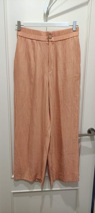 Pantalón ancho Stradivarius 