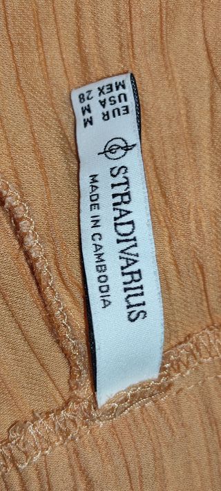 Pantalón ancho Stradivarius 