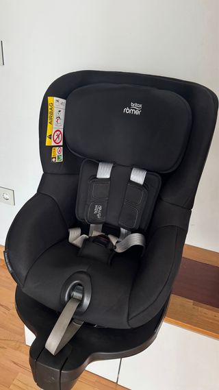 Britax Römer Dualfix M iSize