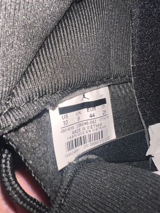 Nike Air Jordan 11 Retro - 44