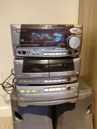 Minicadena Kenwood | Gris plata. Leer antes