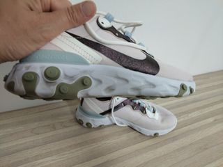Zapatillas Nike React Mujer - Beige Rosa