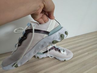 Zapatillas Nike React Mujer - Beige Rosa