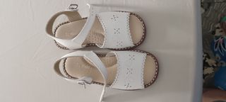 Sandalias niña blancas Piel 27