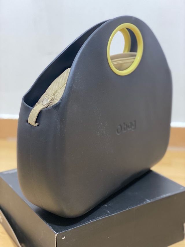 Bolso Obag negro y amarillo