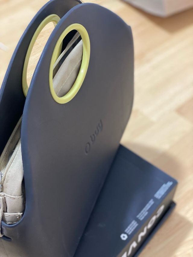 Bolso Obag negro y amarillo