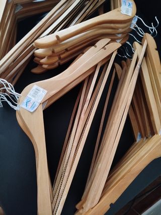 40 Perchas Madera Marrón