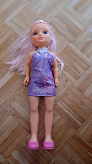 Muñeca Nancy con vestido