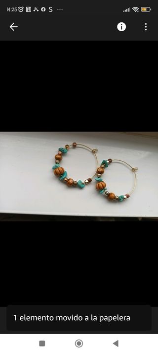 Pendientes plumas rojas y blancas