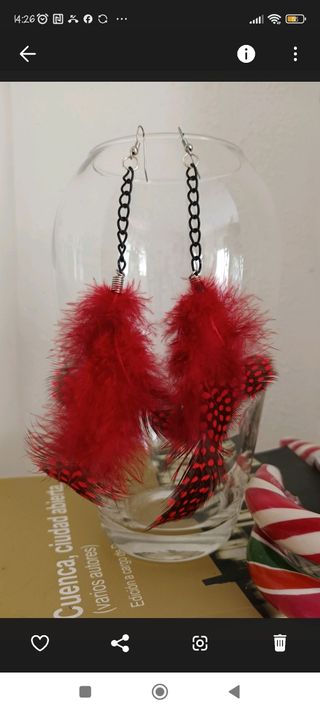 Pendientes plumas rojas y blancas