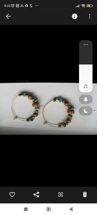 Pendientes plumas rojas y blancas