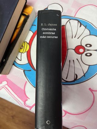 Cincuenta sombras más oscuras