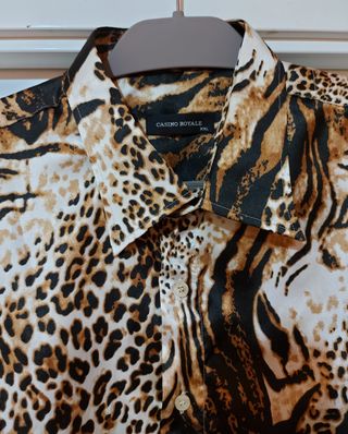 CAMISA CASINO ROYALE, EN VERSIÓN DE LEOPARDO NUEVA