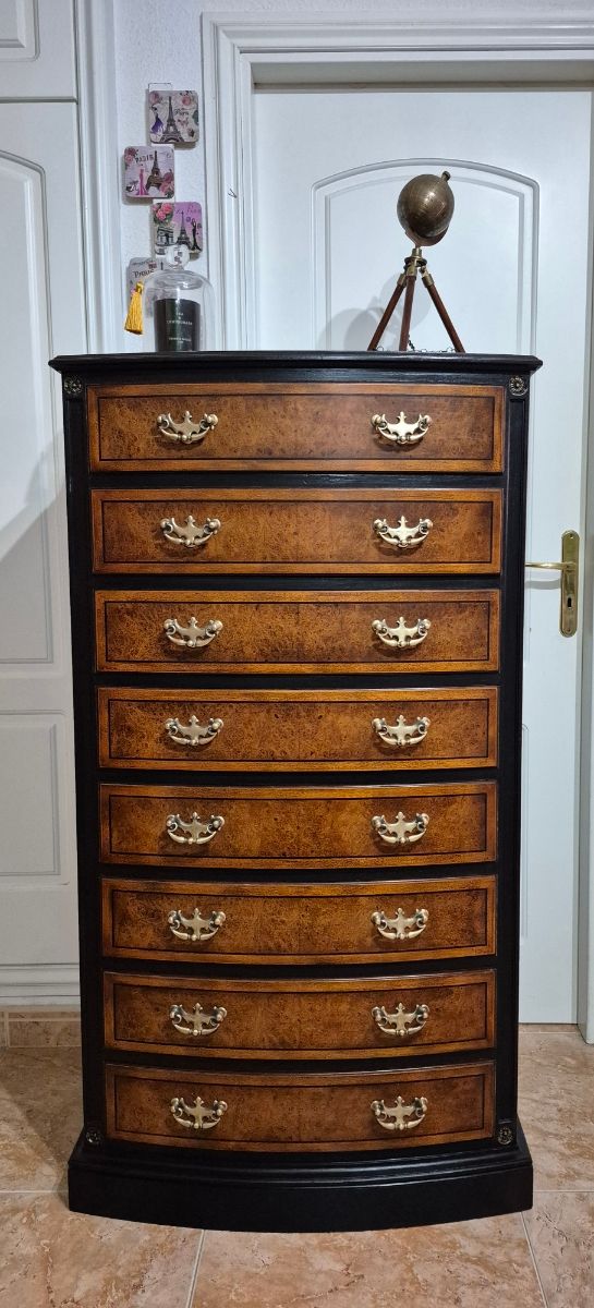 Antico cassetto in mogano ristrutturato 