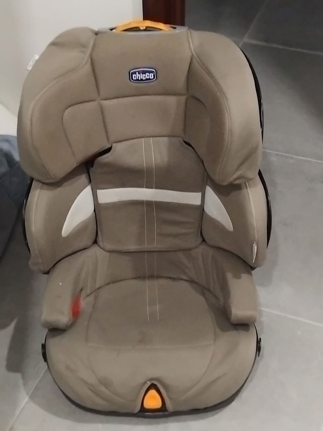 Seggiolino auto Chicco - Gruppo 2/3