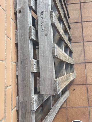 Conjunto Palets madera y cojines exterior