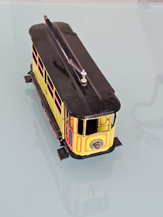 Tram in latta vintage