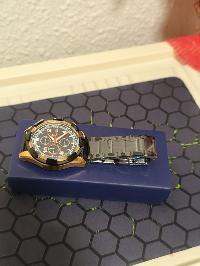 Reloj Hombre Negro-Dorado