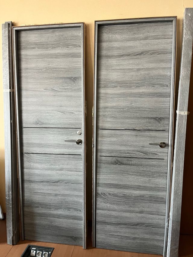 Puertas macizas modernas - Gris
son Izquierdas