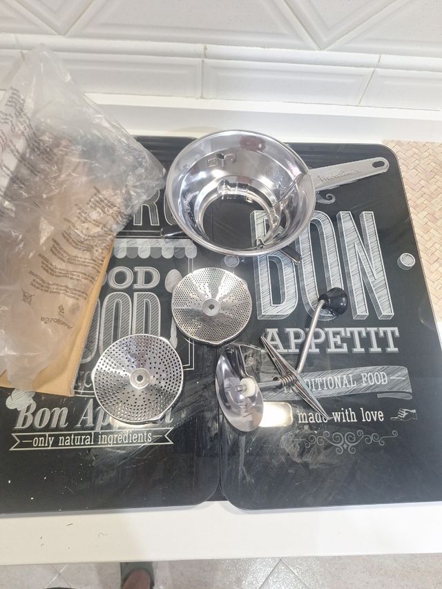 Molino de verduras Moulinex inox