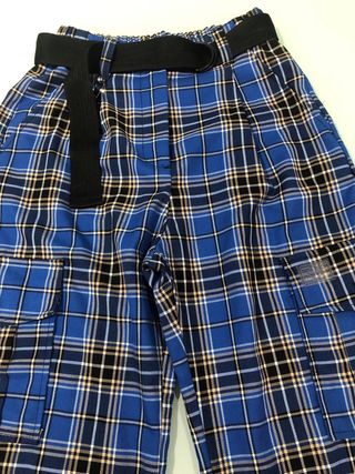 Pantalones cargo Bershka cuadros azules