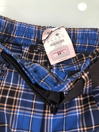 Pantalones cargo Bershka cuadros azules