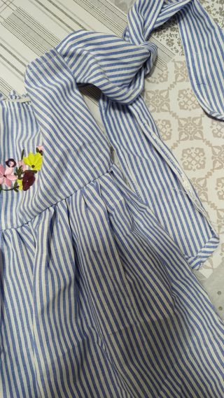 Blusa VKOZEN azul, hombros caídos