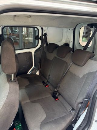 Ford Transit Courier 2015