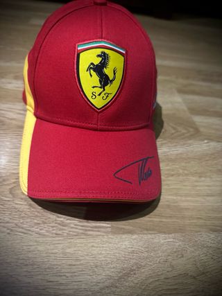 Gorra Ferrari Alonso Santander