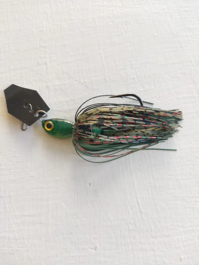 Chatterbait 10 y 15g montaje jig