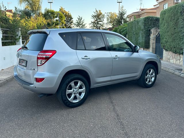 -TOYOTA Rav4 2.2 D4D 150CV Active 4x4-