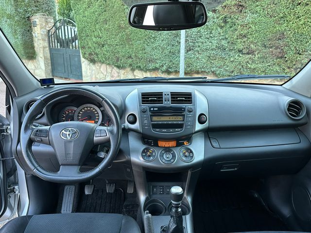 -TOYOTA Rav4 2.2 D4D 150CV Active 4x4-