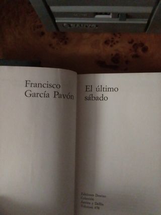 El último sábado (Colección Ancora y delfín...