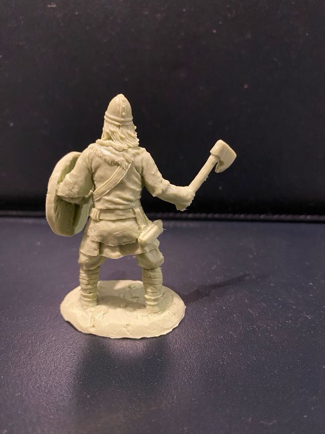 SOLDATINI WARHANSA VICHINGHI. 5 FIGURE. PLASTICA