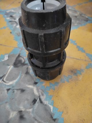 Empalme PVC 40mm - Unión tubería
