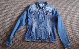 Chaqueta vaquera azul mujer, talla L.