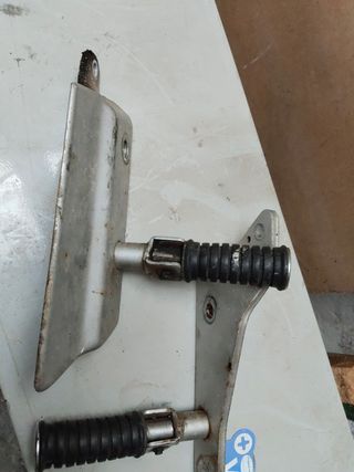 Estriberas traseras Yamaha Virago 250