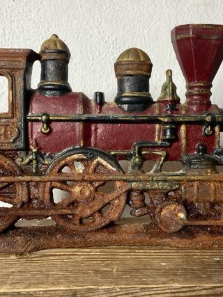 Tren locomotora hierro vintage