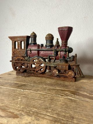 Tren locomotora hierro vintage