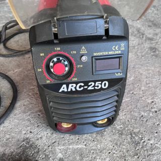 Soldador ARC-250 Inverter Mader