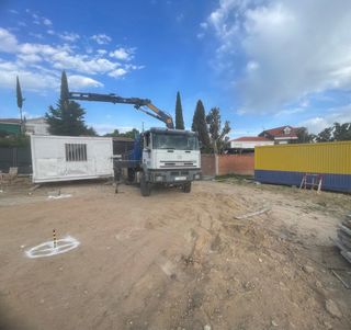 Servicios camion pluma