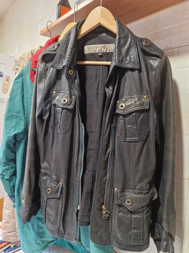 Abrigos negros vintage (S-M)