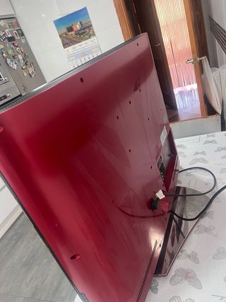 TV LG 32 ^^negra y roja negociable