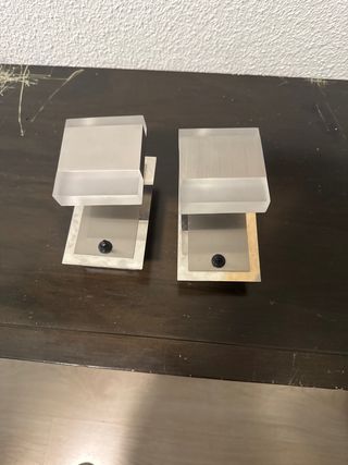 2 Lamparas pared - Metal y cristal