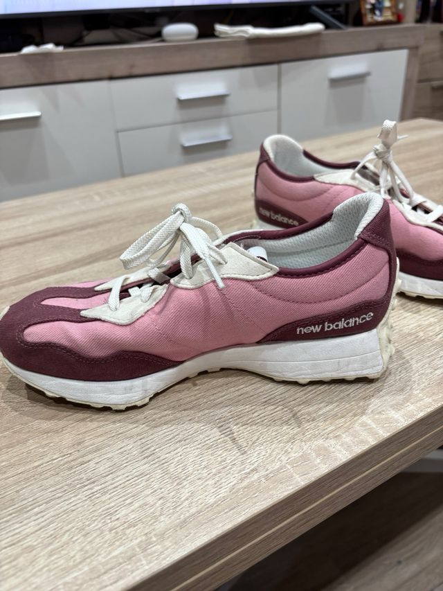 Zapatillas New Balance 373 - Rosa y Marrón