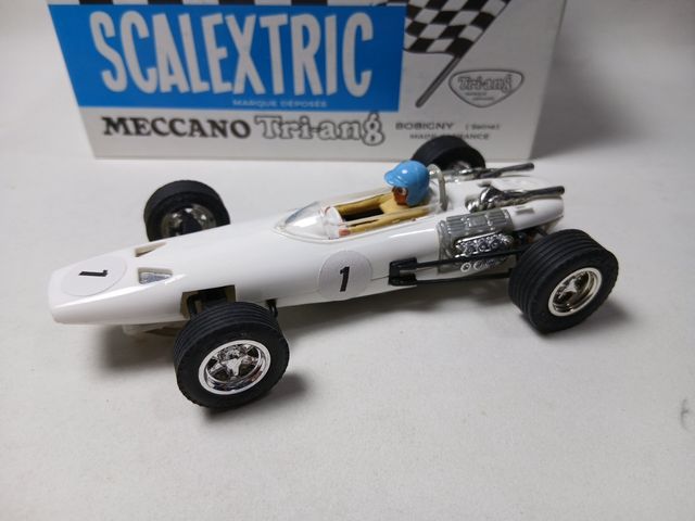 Scalextric BRM F1 Blanco réplica en polieuretano