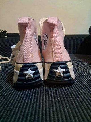 Converse Chuck Taylor Pink