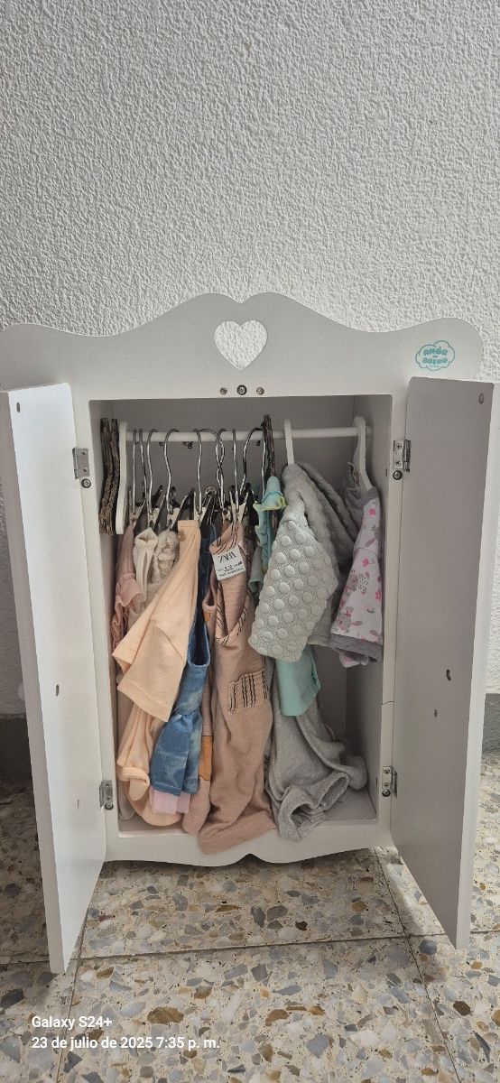 Armario muñecas blanco - Ropa incl.