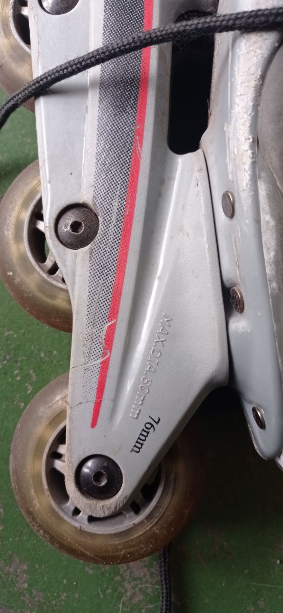 Patines en línea infantiles + protecciones