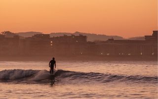 Longboard 9'4"  con mucha vida por delante 